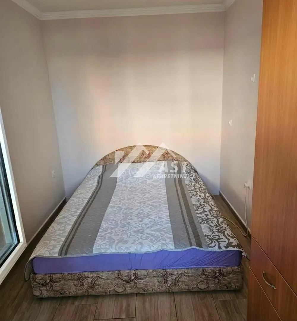 Izdavanje, dvosoban stan, 45m², Detelinara, Novi Sad Sve Podlokacije