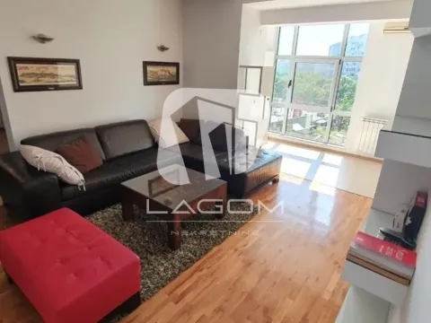 Prodaja, trosoban stan, 95m², Brace Jerković, Voždovac Sve Podlokacije