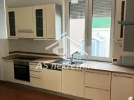 Izdavanje, kuća, 220m², Fon (Fon - Bilećka), Voždovac Sve Podlokacije - image 7