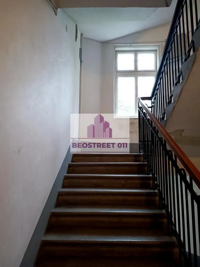 Prodaja, četvorosoban stan, 115m², Čubura, Beograd