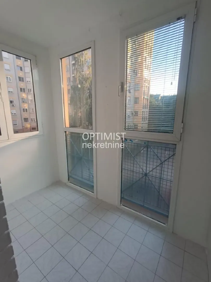 Rent, two bedroom apartment, 48m², Voždovac Sve Podlokacije, Beograd