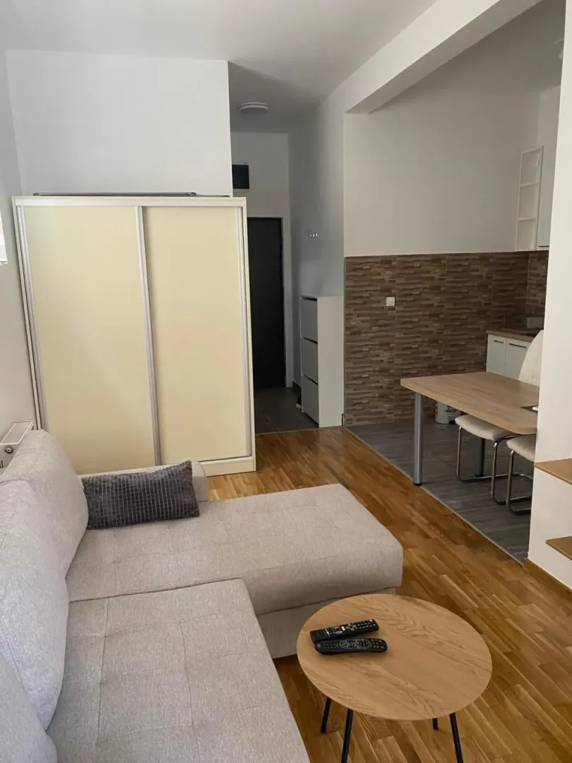 Rent, one bedroom apartment, 35m², Zemun Sve Podlokacije, Beograd