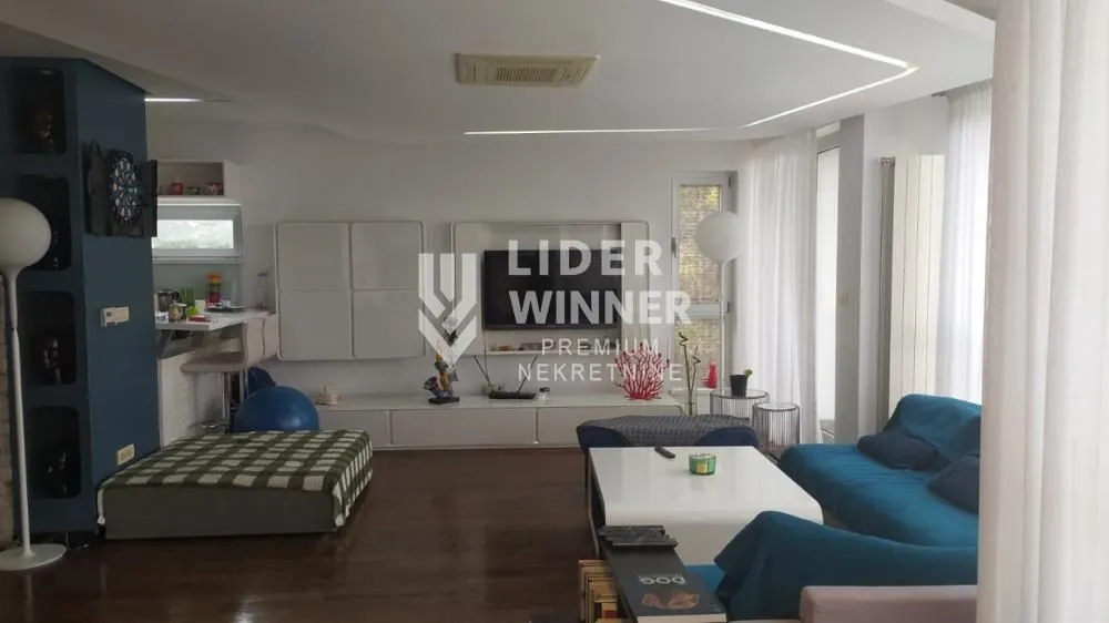 Prodaja, stan, 256m², Zvezdarska Šuma, Zvezdara Sve Podlokacije