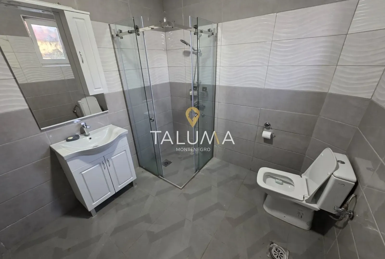 Rent, office space, 460m², Gornja Gorica, Podgorica