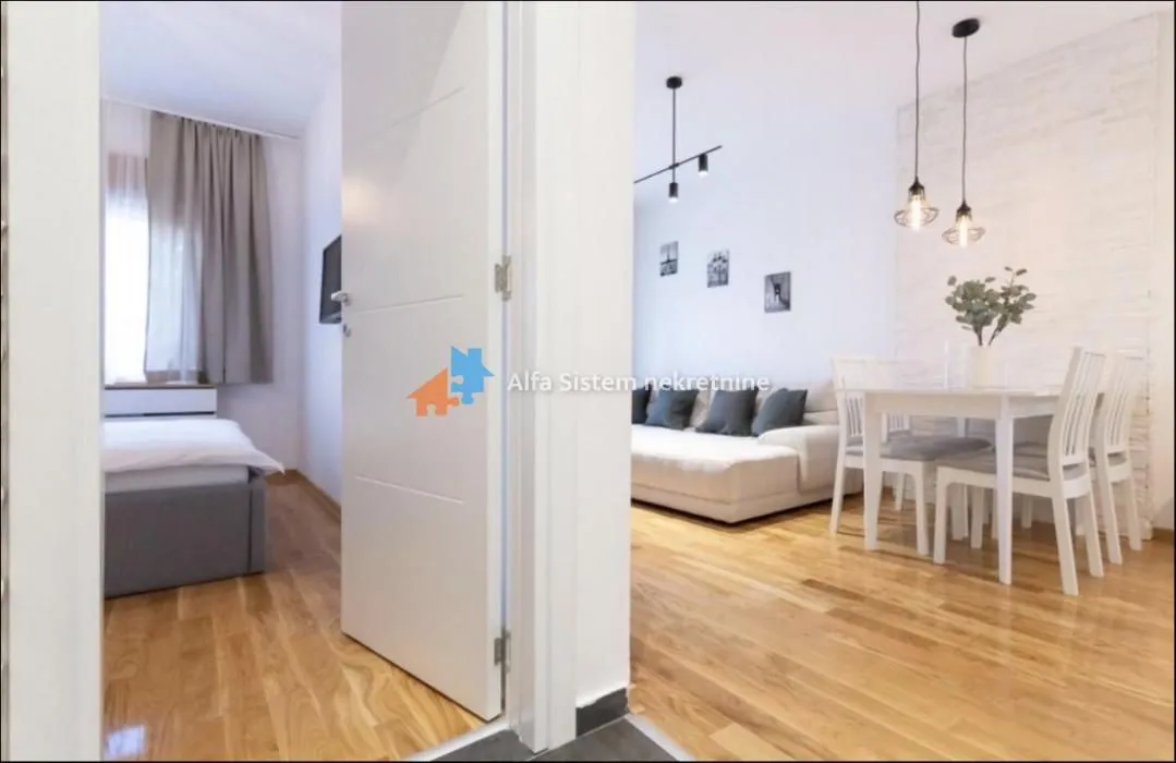 Rent, two bedroom apartment, 43m², Južni Bulevar, Vračar Sve Podlokacije