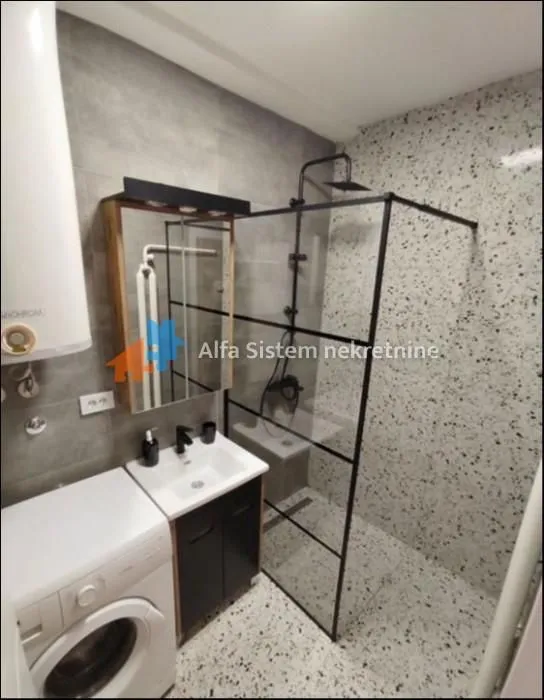 Rent, three bedroom apartment, 85m², Savski Venac, Beograd