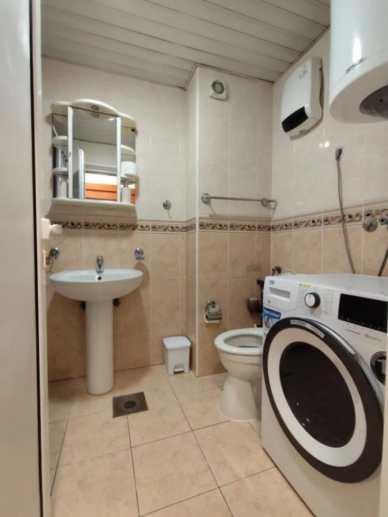 Rent, one bedroom apartment, 54m², Centar, Bar