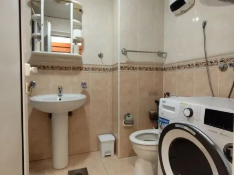 Izdavanje, jednosoban stan, 54m², Centar, Bar - image 7