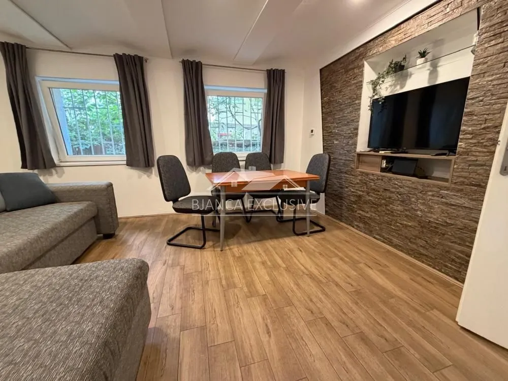 Prodaja, dvosoban stan, 55m², Vukov Spomenik, Zvezdara Sve Podlokacije