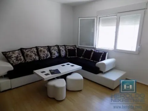 Sale, house, 230m², Centar, Paraćin - image 11