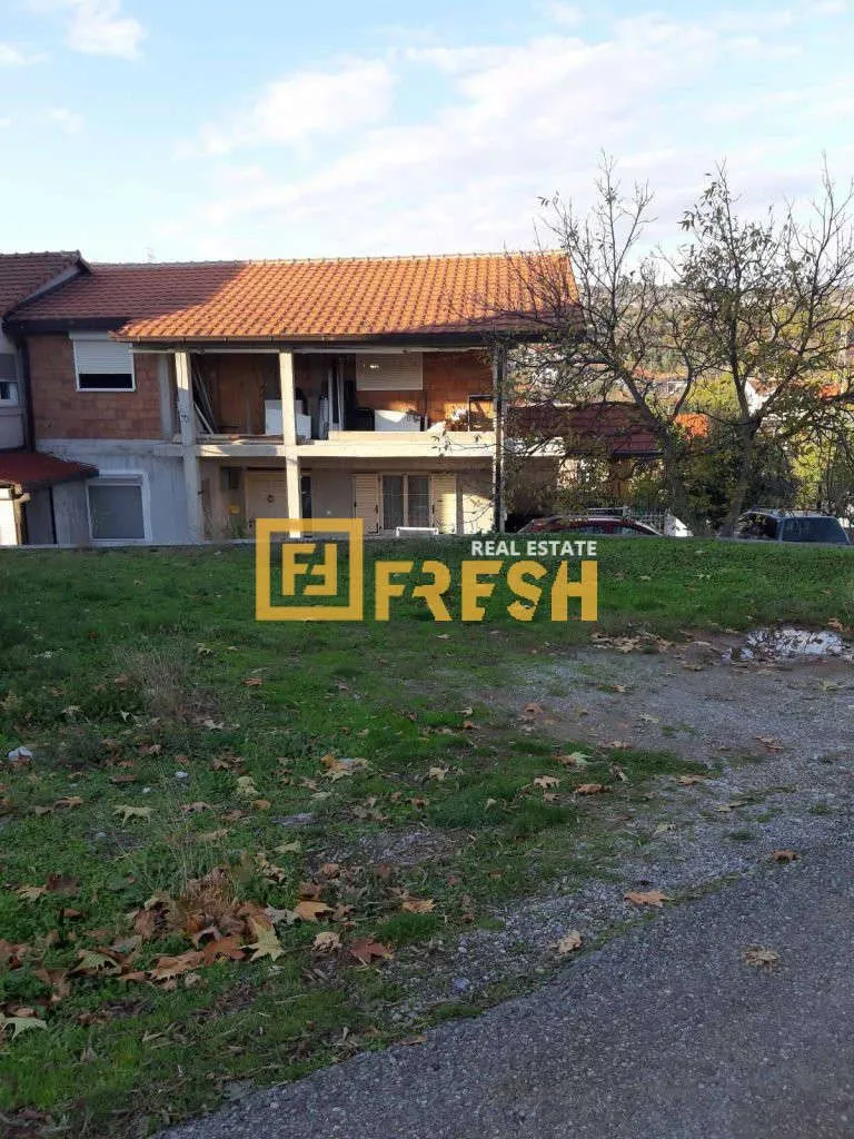 Sale, house, 160m², Vranići, Podgorica