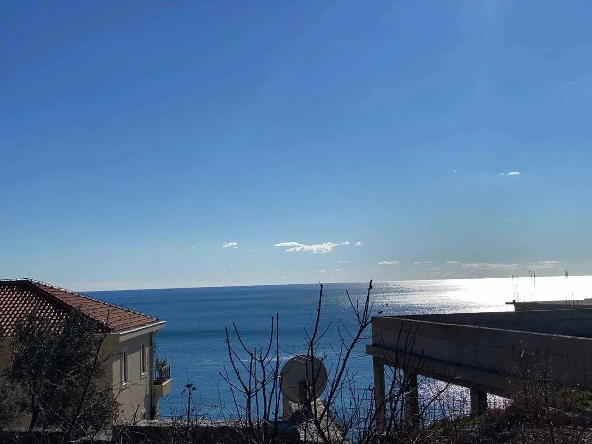 Prodaja, plac, 740m², Pržno, Budva