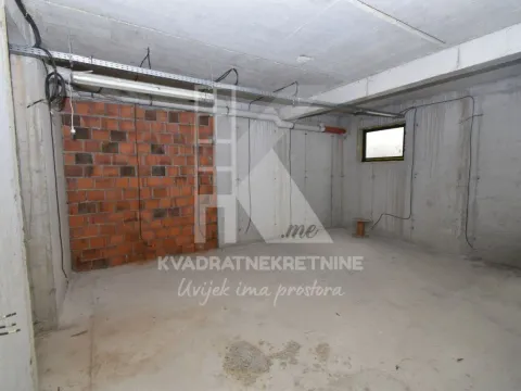 Izdavanje, poslovni prostor, 95m², City Kvart, Podgorica - image 3