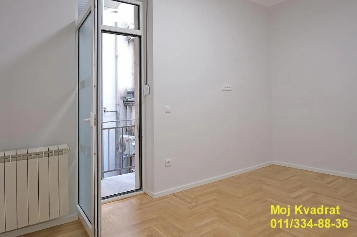 Izdavanje, dvosoban stan, 53m², Obilićev Venac, Beograd