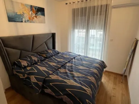 Izdavanje, jednosoban stan, 47m², City Kvart, Podgorica - image 7