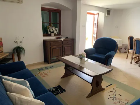 Rent, house, 70m², Tivat, Crna Gora - image 7