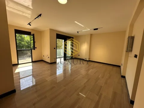 Izdavanje, trosoban stan, 111m², Zagorič, Podgorica - image 10