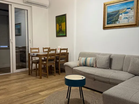 Prodaja, dvosoban stan, 68m², Centar, Podgorica - image 2