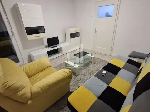 Izdavanje, jednosoban stan, 40m², Preko Morače, Podgorica