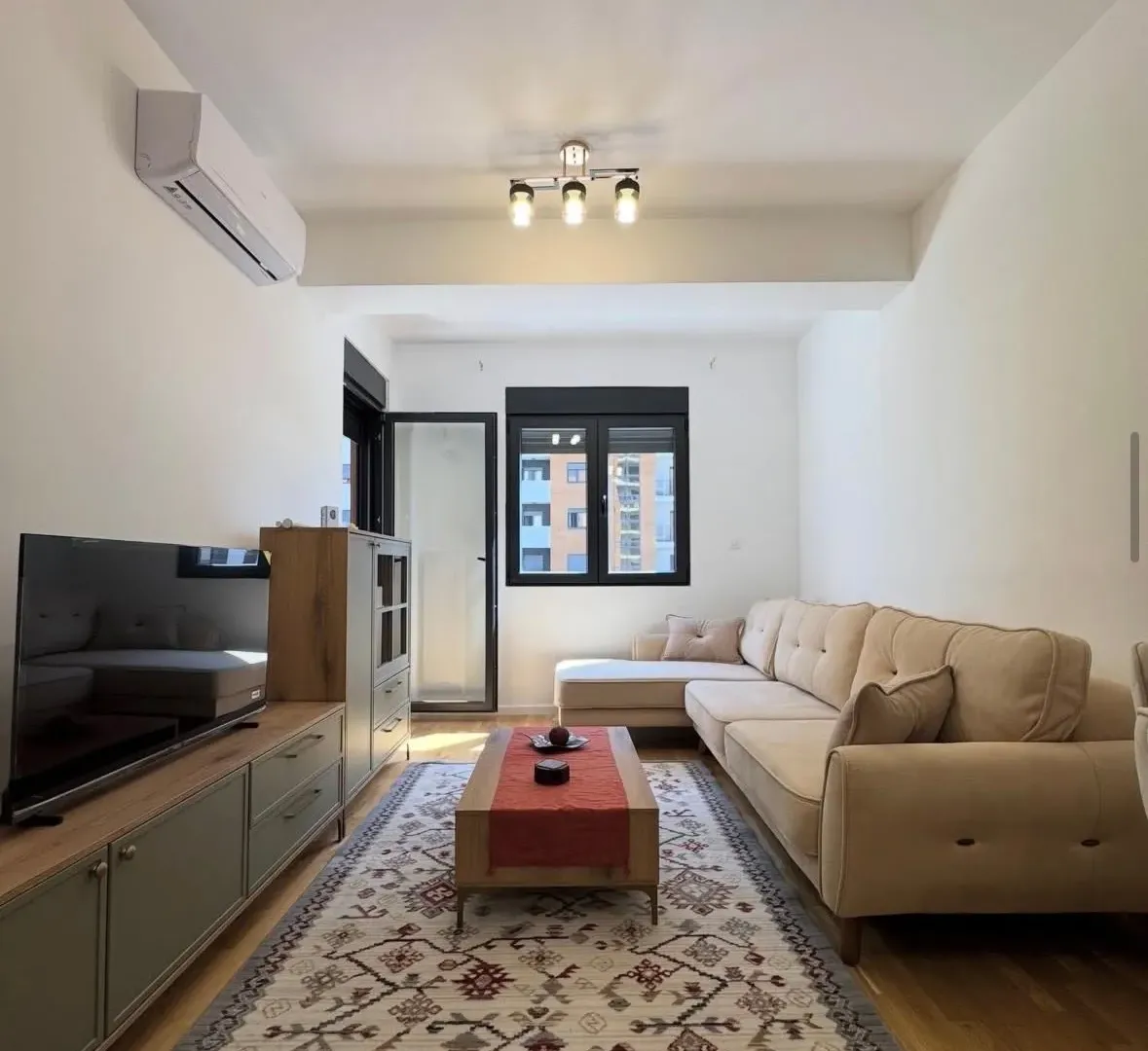 Rent, one bedroom apartment, 41m², Stari Aerodrom, Podgorica