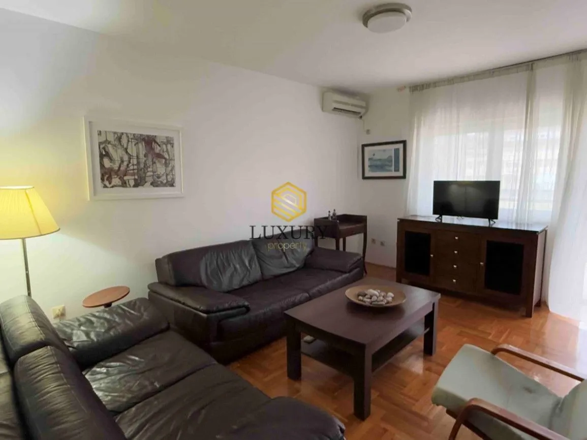 Rent, two bedroom apartment, 76m², Stari Aerodrom, Podgorica