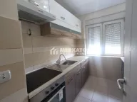 Sale, three bedroom apartment, 74m², Žitni trg, Zrenjanin - image 6