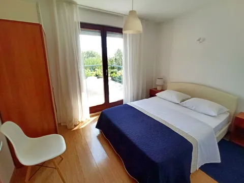 Izdavanje, jednosoban stan, 65m², Lazi, Budva - image 8