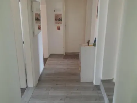 Prodaja, četvorosoban stan, 70m², Ćele Kula, Niš - image 6