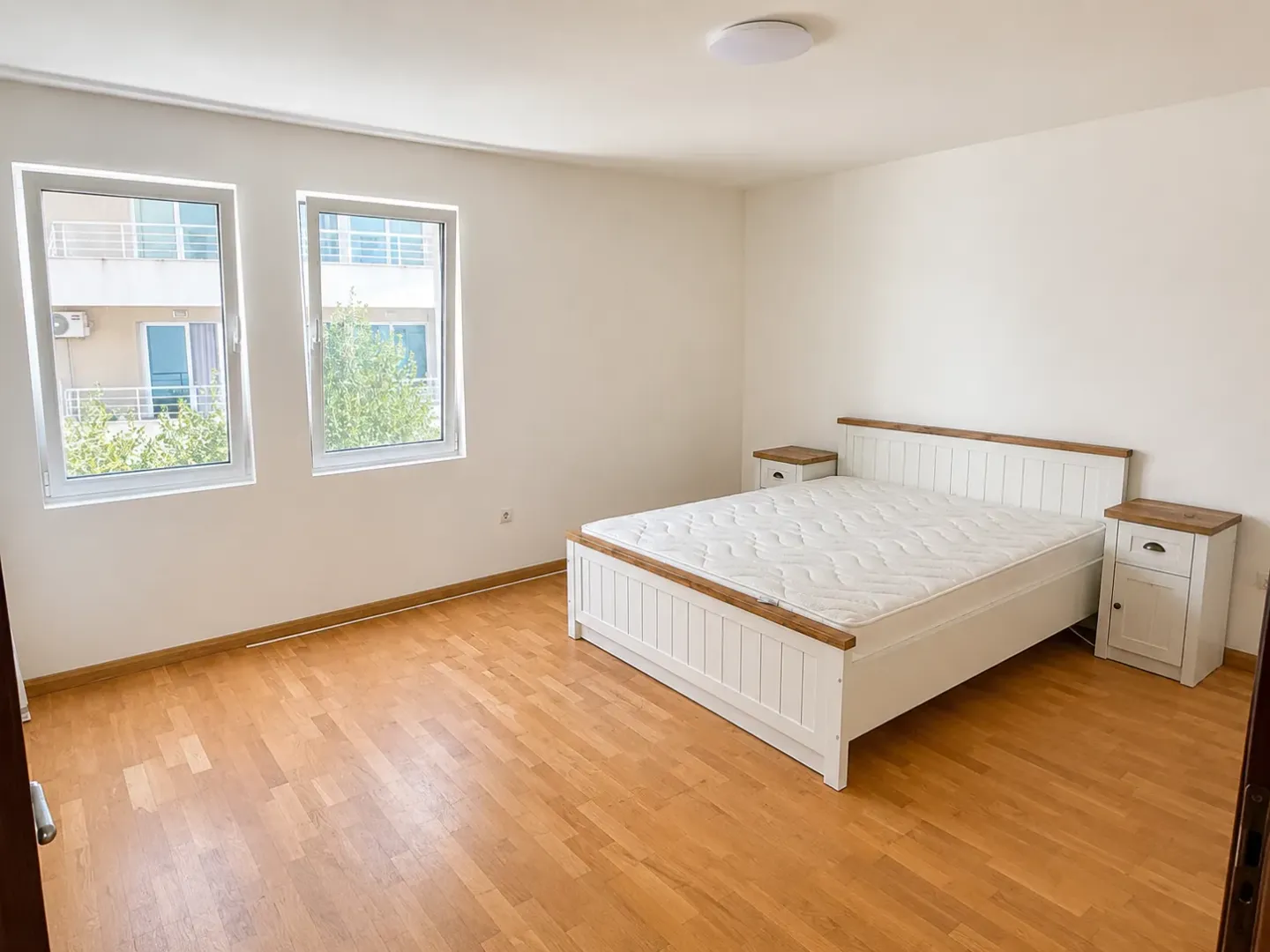 Rent, two bedroom apartment, 105m², Petrovac, Budva