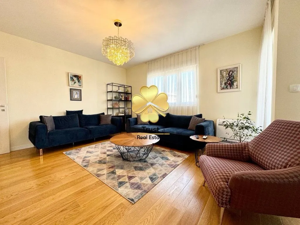 Rent, three bedroom apartment, 100m², Central Point, Podgorica