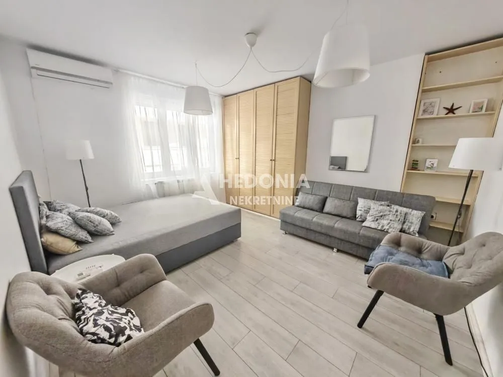 Prodaja, jednosoban stan, 28m², Vračar Hram, Vračar Sve Podlokacije