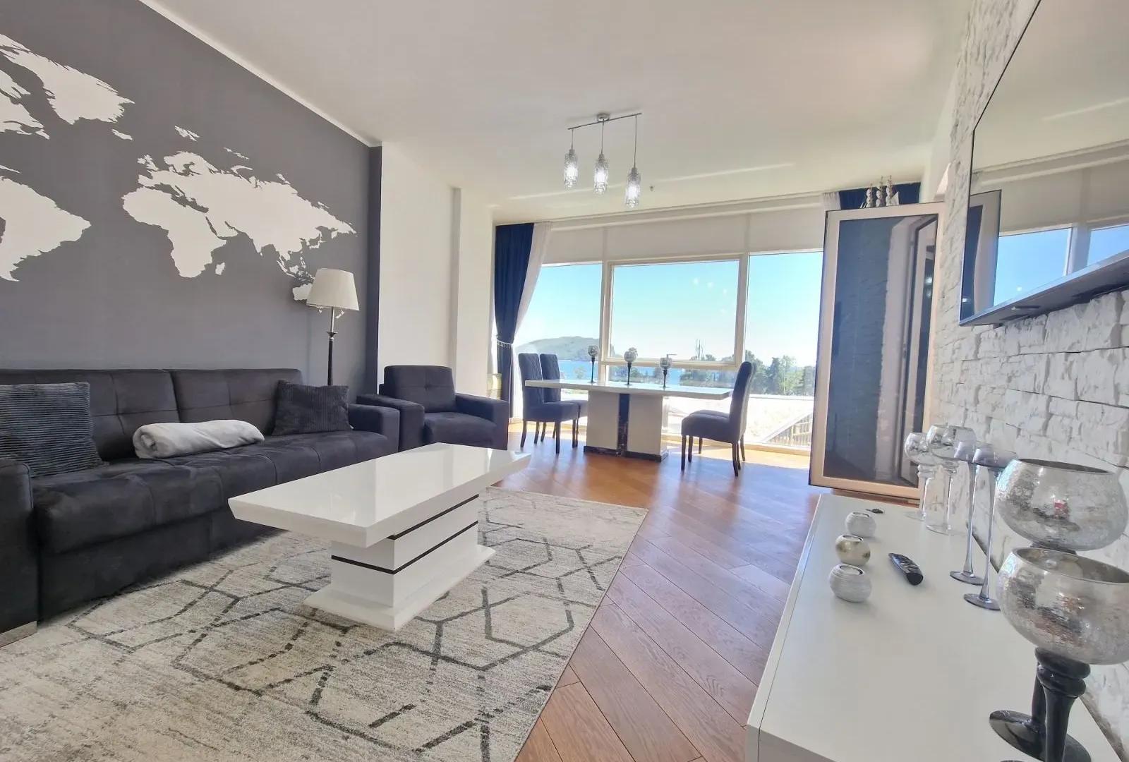 Prodaja, jednosoban stan, 67m², Budva, Crna Gora