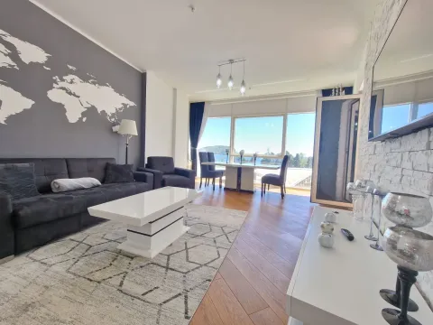 Prodaja, jednosoban stan, 67m², Budva, Crna Gora - image 1