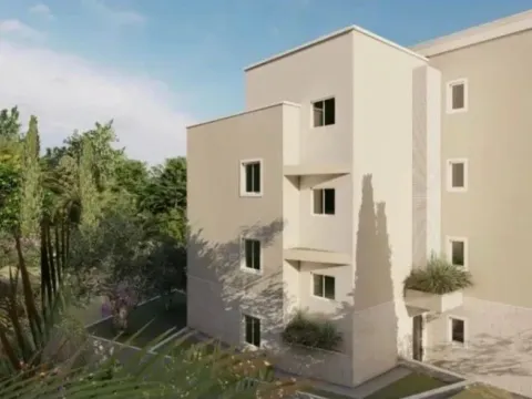 Prodaja, dvosoban stan, 75m², Petrovac, Budva - image 6