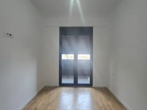 Sale, one bedroom apartment, 43m², Stari Aerodrom, Podgorica - image 6