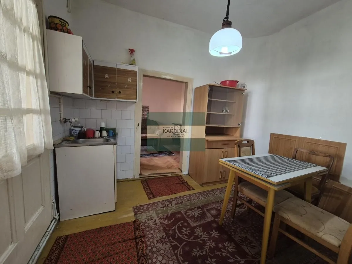 Prodaja, kuća, 75m², Centar, Jagodina