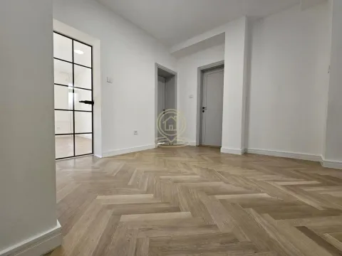 Prodaja, trosoban stan, 85m², Stari grad, Novi Sad - image 3