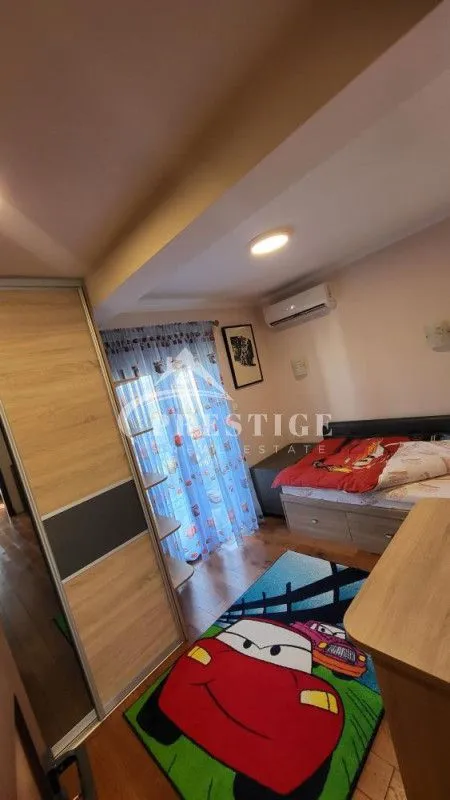 Rent, house, 280m², Stara Varoš, Podgorica
