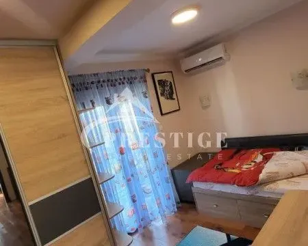 Izdavanje, kuća, 280m², Stara Varoš, Podgorica - image 6