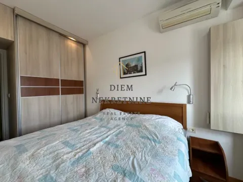 Rent, two bedroom apartment, 68m², City Kvart, Podgorica - image 14