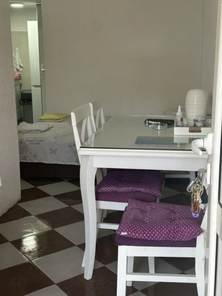 Izdavanje, jednosoban stan, 28m², Sutomore, Bar