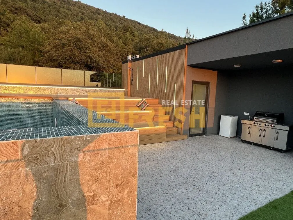 Prodaja, kuća, 480m², Kotor, Crna Gora