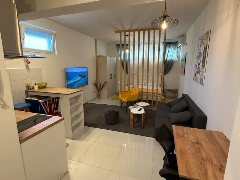 Stan-na-dan, jednosoban stan, 33m², City Kvart, Podgorica - image 6