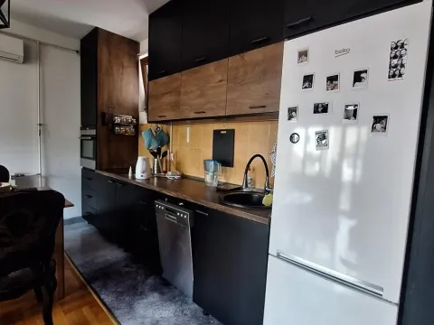 Izdavanje, trosoban stan, 78m², Crveni Krst, Beograd - image 3