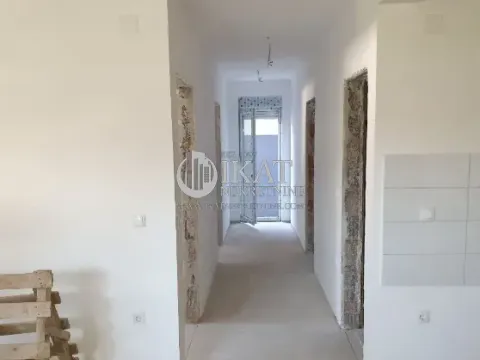 Prodaja, trosoban stan, 66m², Banjica, Voždovac Sve Podlokacije - image 2