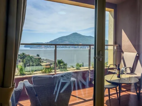 Izdavanje, dvosoban stan, 95m², Bečići, Budva - image 3