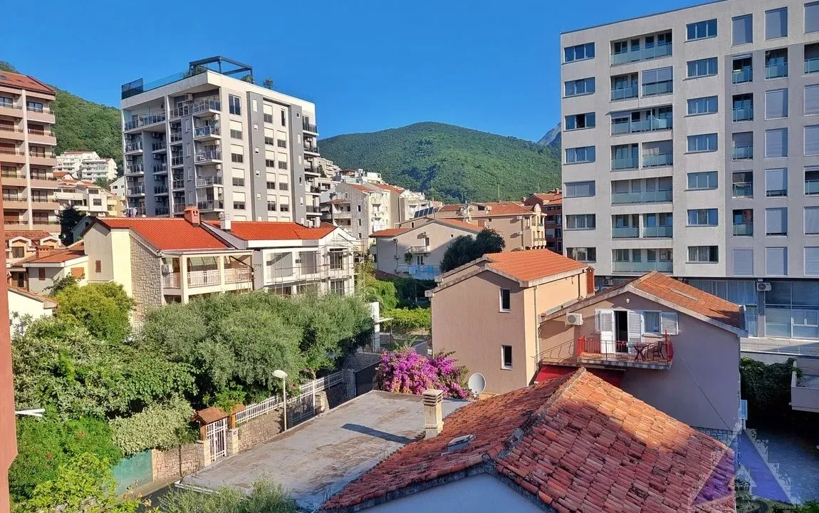Prodaja, dvosoban stan, 54m², Centar, Budva