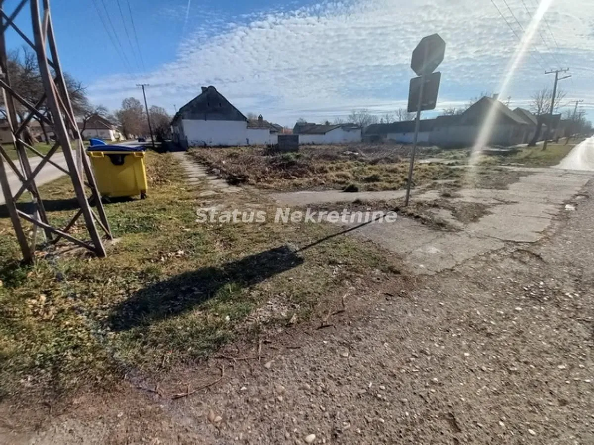 Prodaja, plac, 139m², Bečej, Novi Sad