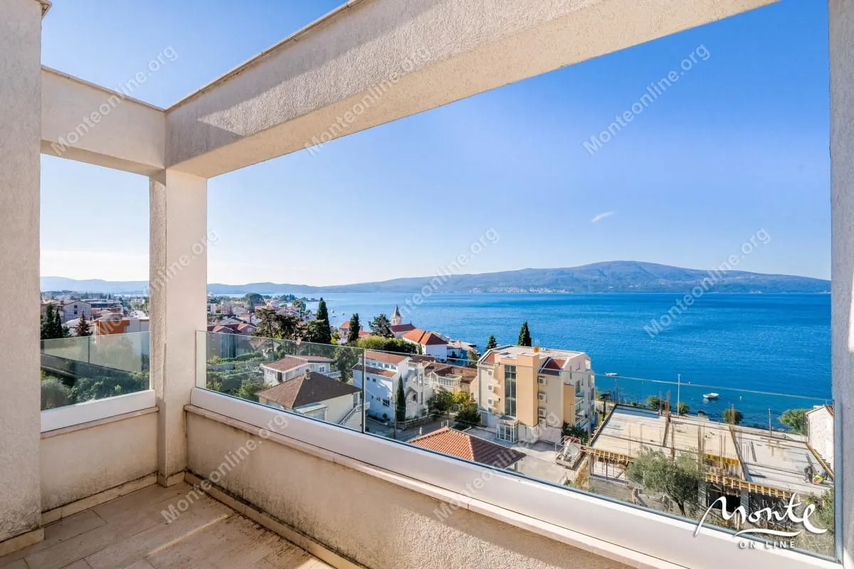 Prodaja, dvosoban stan, 66m², Tivat, Crna Gora