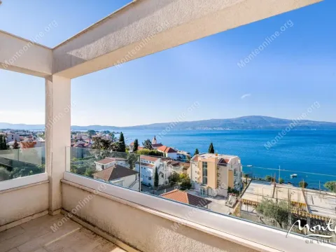 Prodaja, dvosoban stan, 66m², Tivat, Crna Gora - image 1